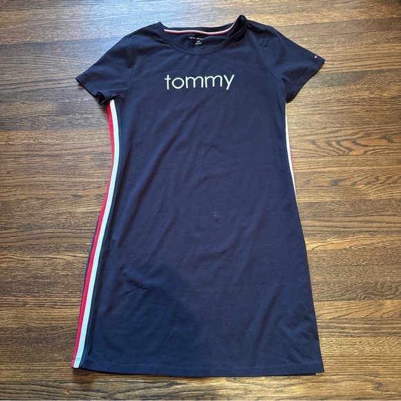 Classic Tommy Hilfiger Navy T-shirt Dress with Red and White Trim - Picture 1 of 6